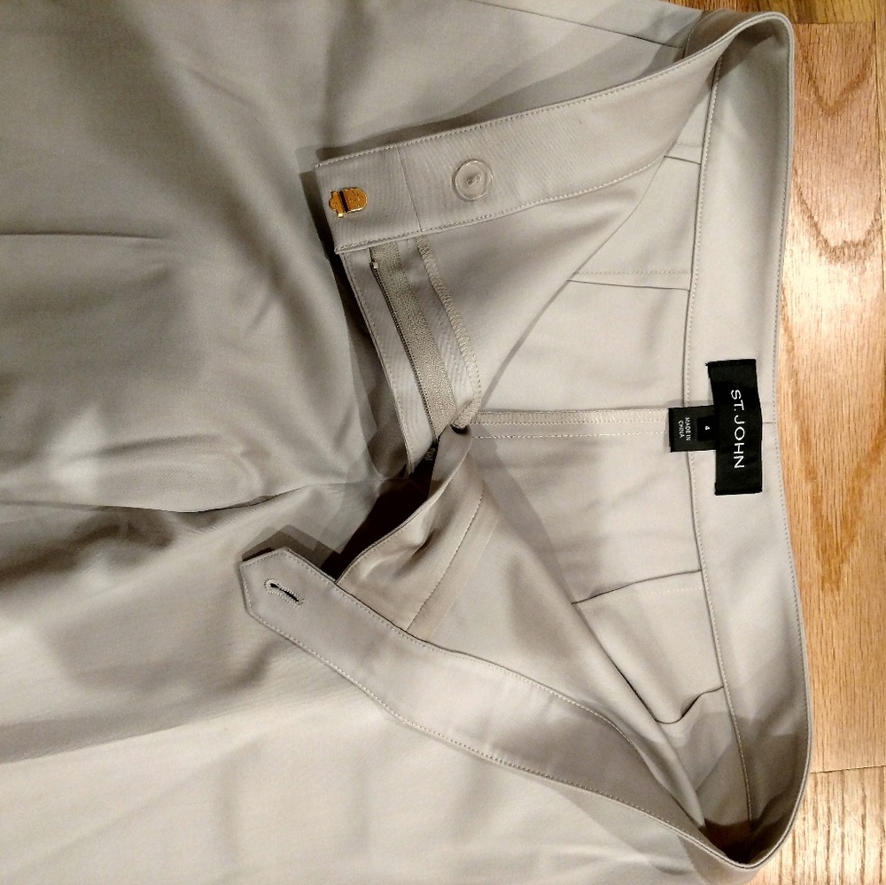 St. John Women's Dress Pants